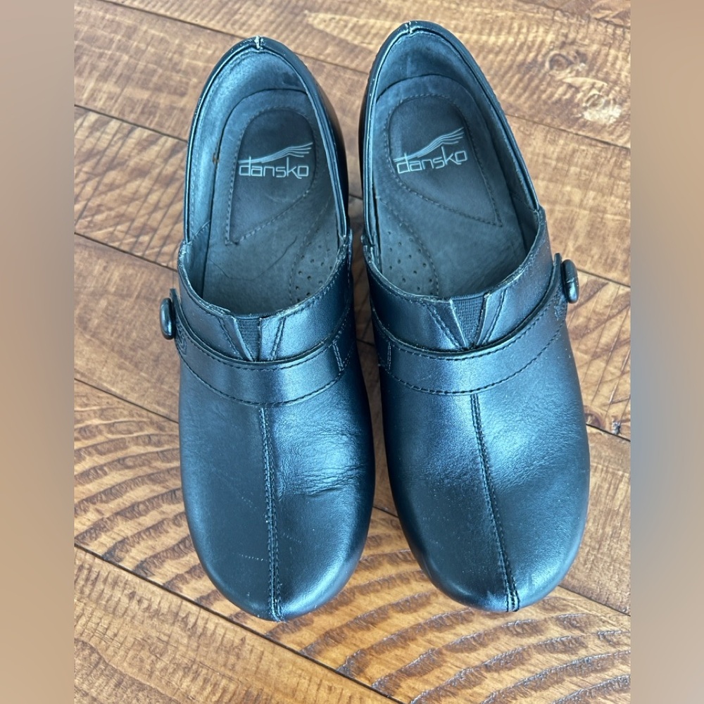 Dansko Black Leather Footwear